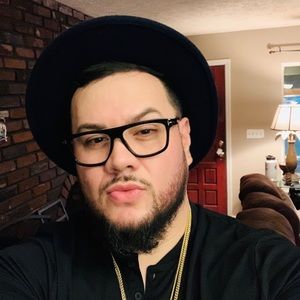 Meet your Posher, Rene